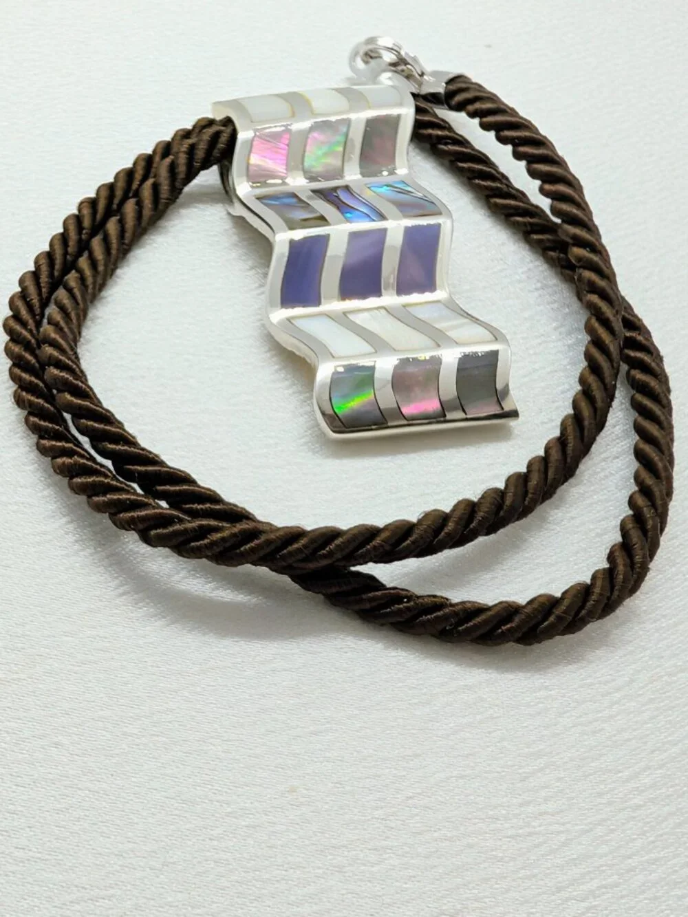 HOST PICK!! NEW Mother of Pearl and Abalone Geometric Pendant Necklace - Picture 7 of 8
